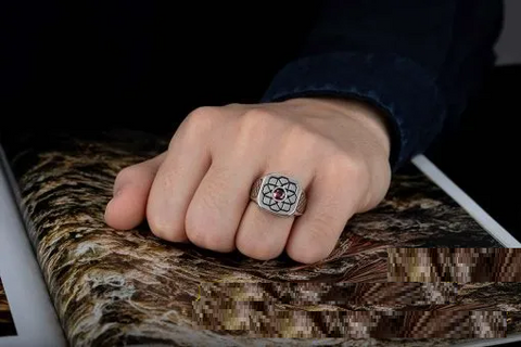 Single Red Zircon Rectangle Silver Ring