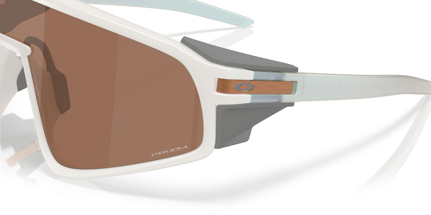 Oaakley Latch Panel 9404 Sunglasses