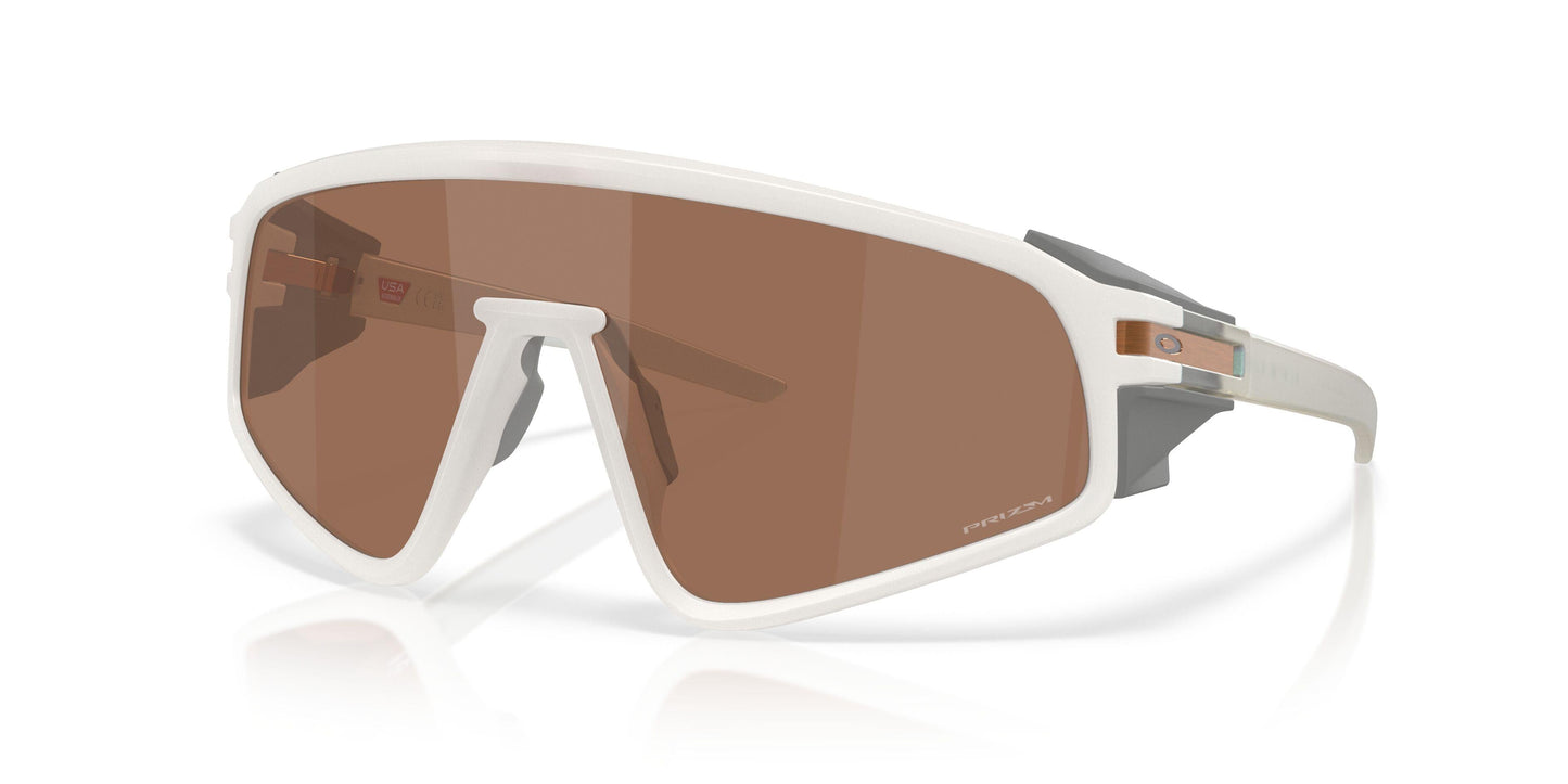 Oaakley Latch Panel 9404 Sunglasses