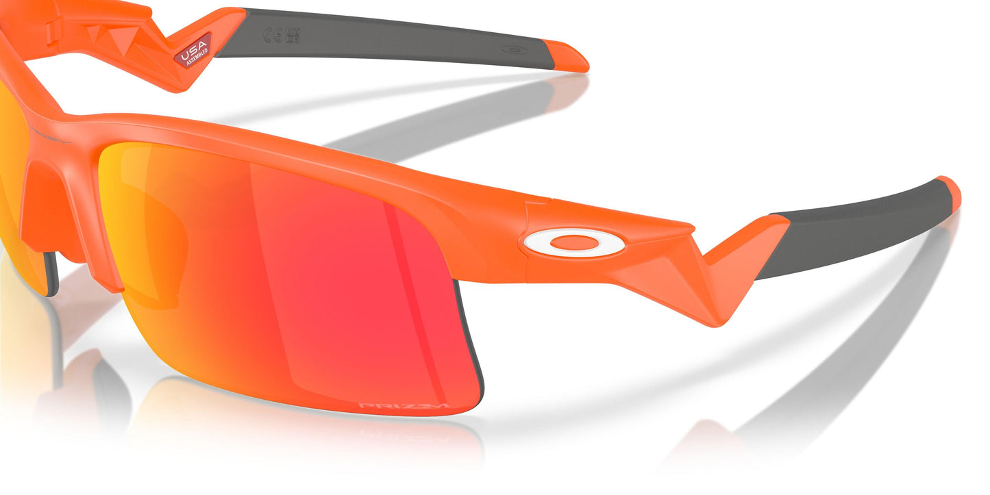 Oaakley Capacitor 9013 Sunglasses
