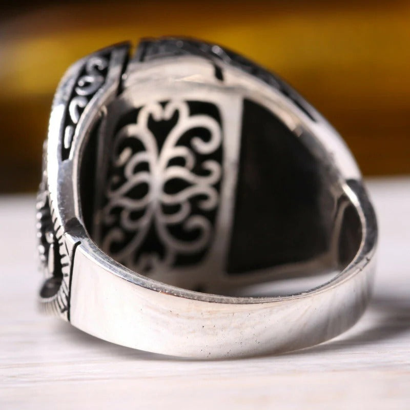 Silver Scorpion Style Solid Onyx Stone Mens Ring