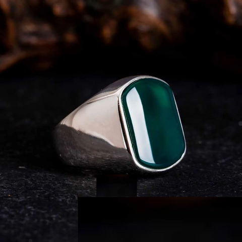 Plain Oval Red Aqeeq Modern Silver Ring
