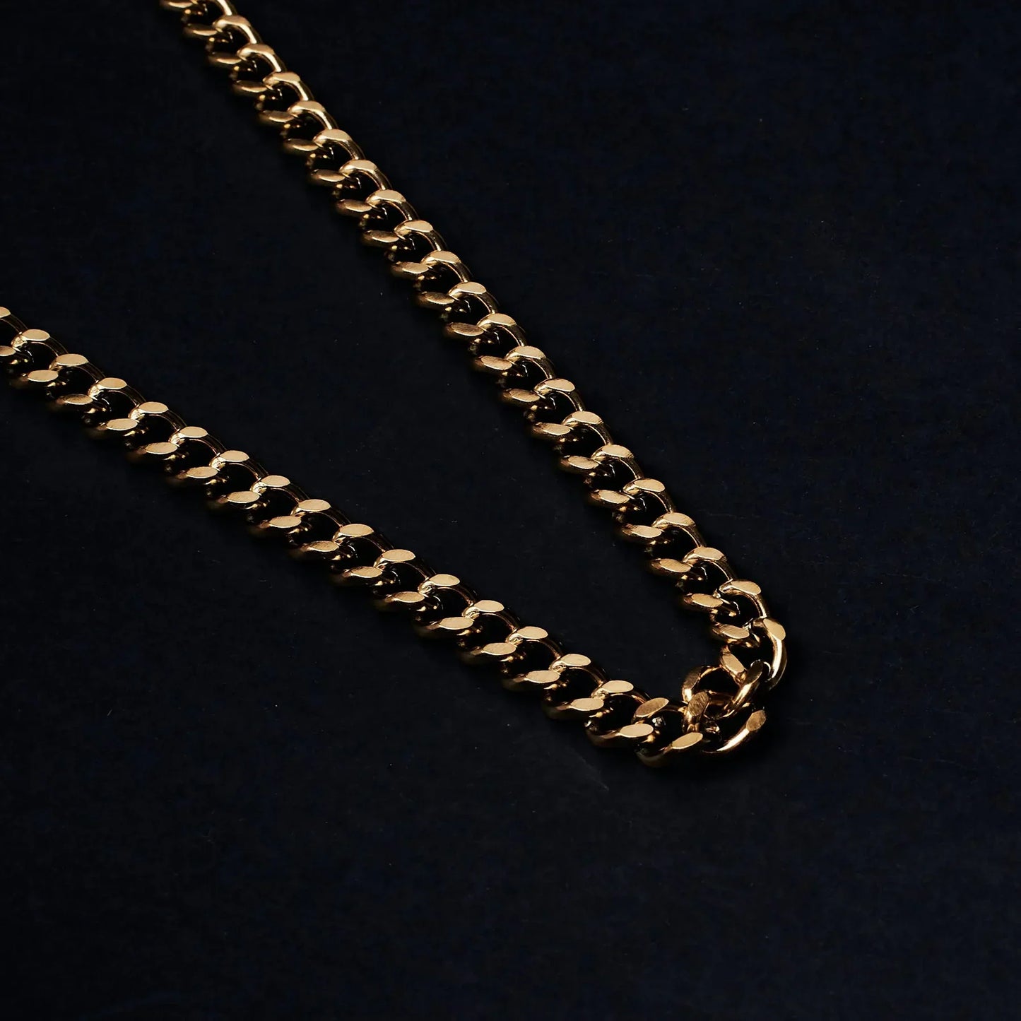 No-Frills Chain