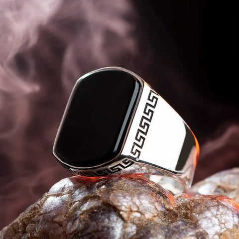 MODERN MOTIF BLACK ONYX RING