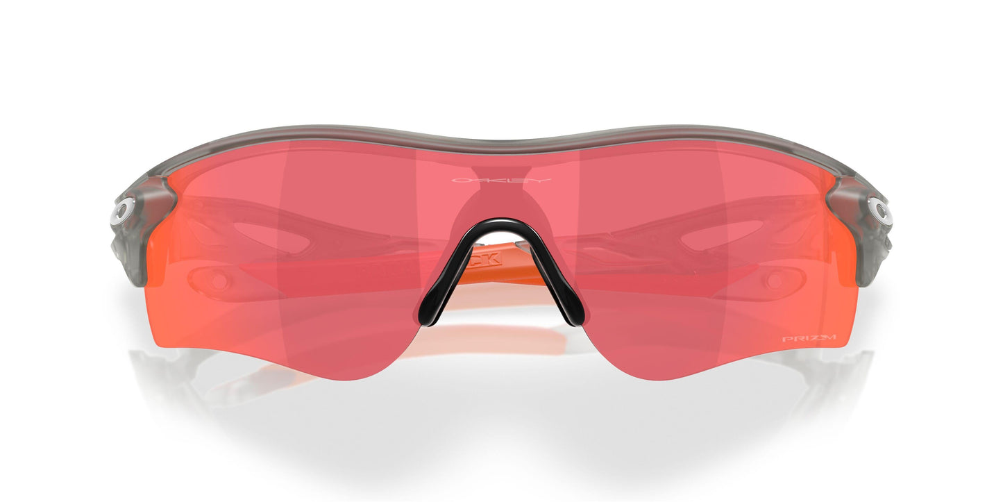 Oaakley Radarlock Path 9206 Sunglasses