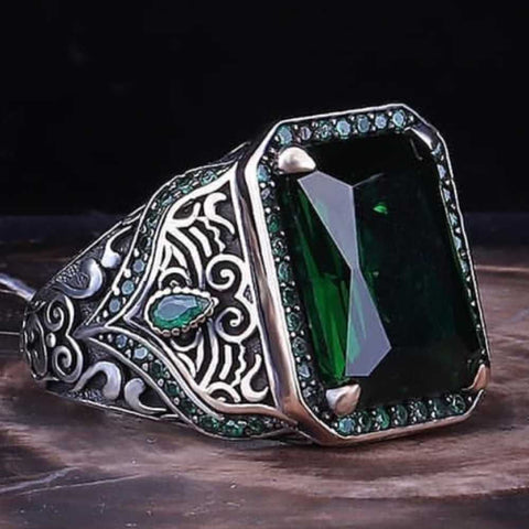 Stylish Green Emerald Stone 925 Sterling Silver Mens Ring